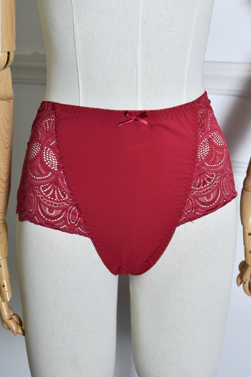 Pantie con encanje a los costados /Tallas Extras, 8024 (Vino)